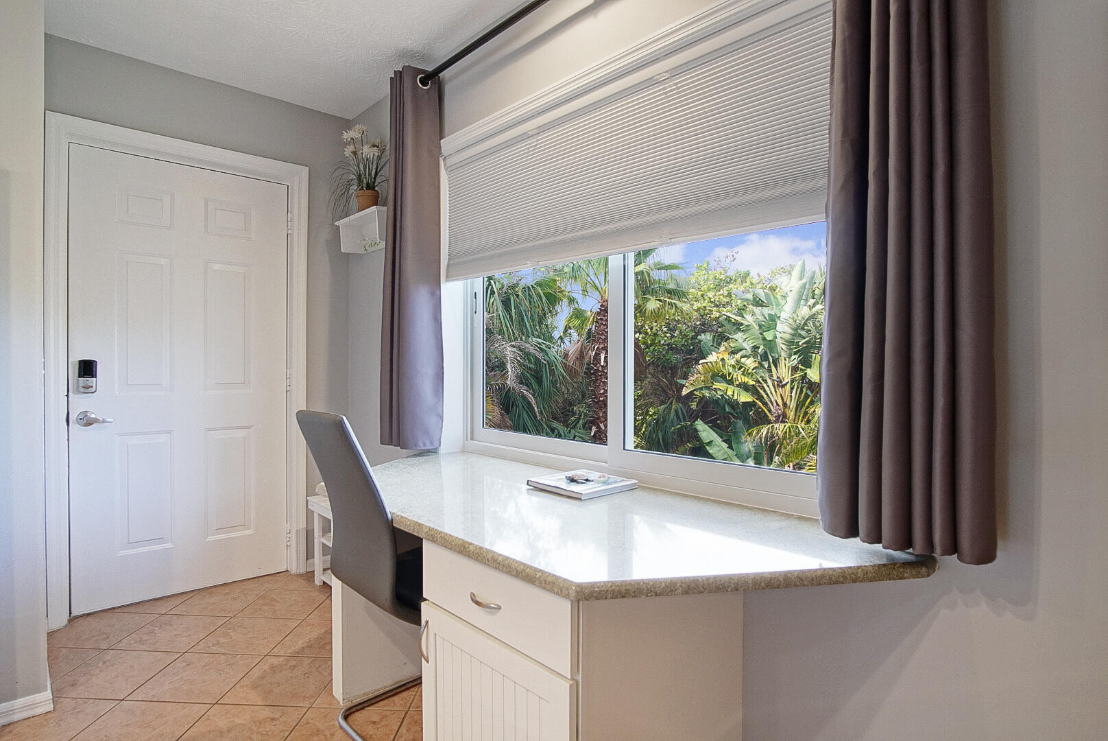 PALM HAVEN SUBDIVISION - Residential Income