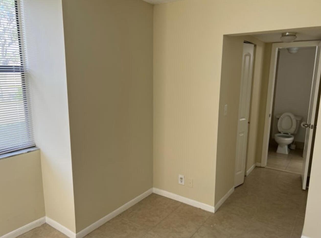 VILLAS AT MEADOW LAKES CONDO - Residential