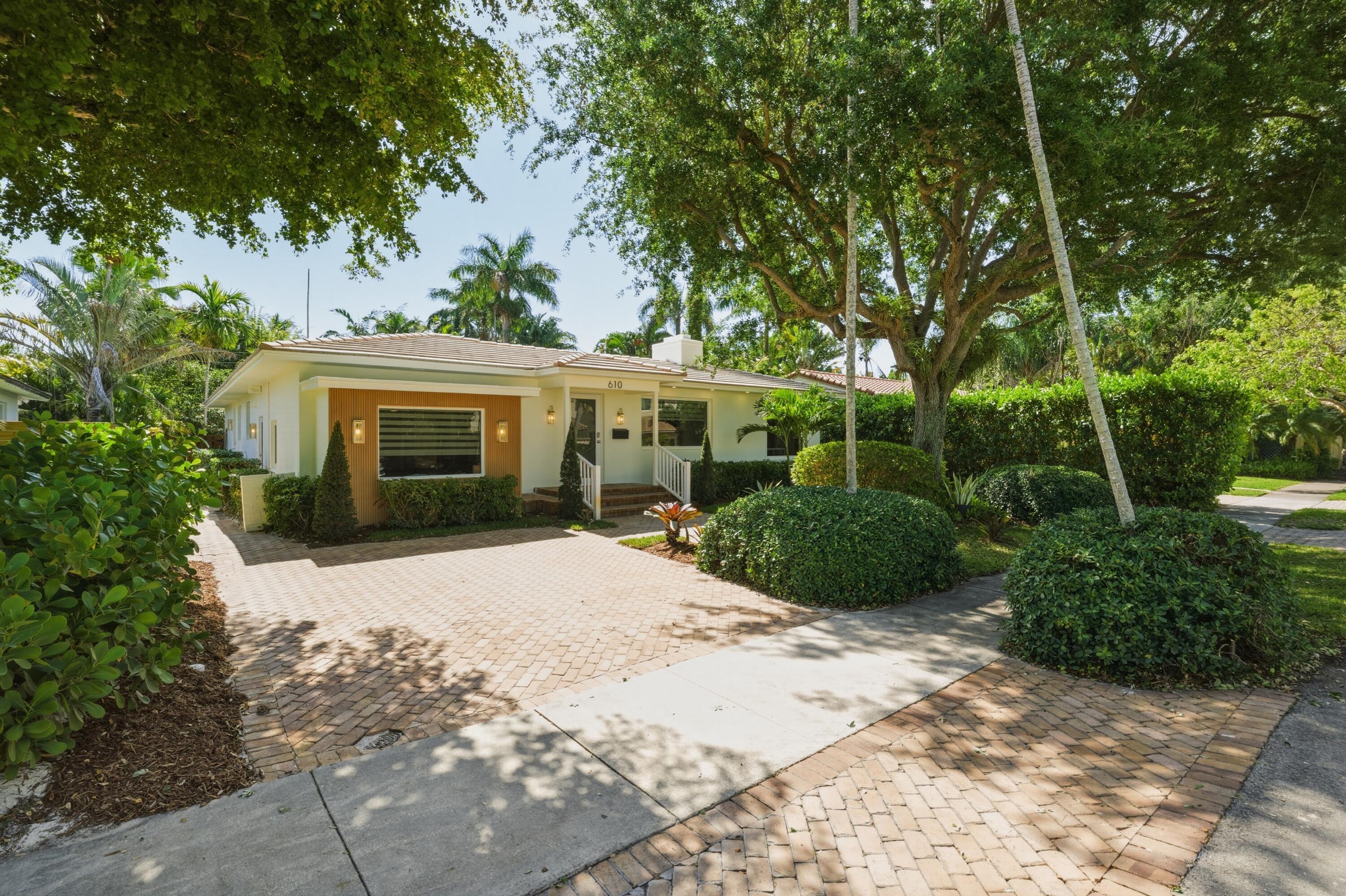 610 NE 16th Terrace