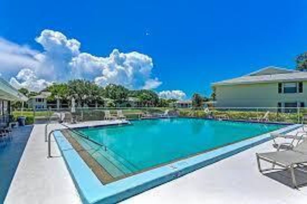 Photo of 1001 Sabal Ridge Circle #F, Palm Beach Gardens, FL 33418 (MLS # R10923315)