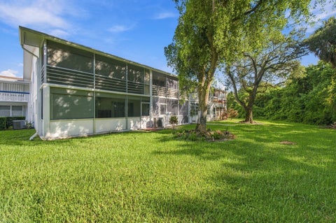 Tiny photo for 62 OAKRIDGE E #62, Deerfield Beach, FL 33442 (MLS # B26089917)