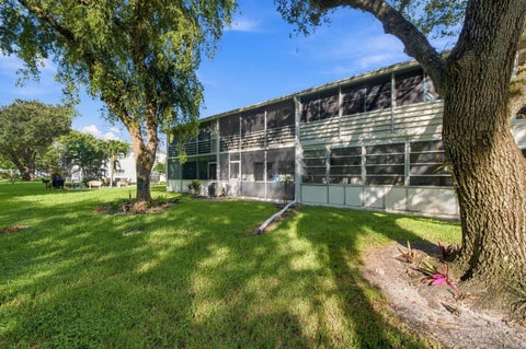 Tiny photo for 62 OAKRIDGE E #62, Deerfield Beach, FL 33442 (MLS # B26089917)