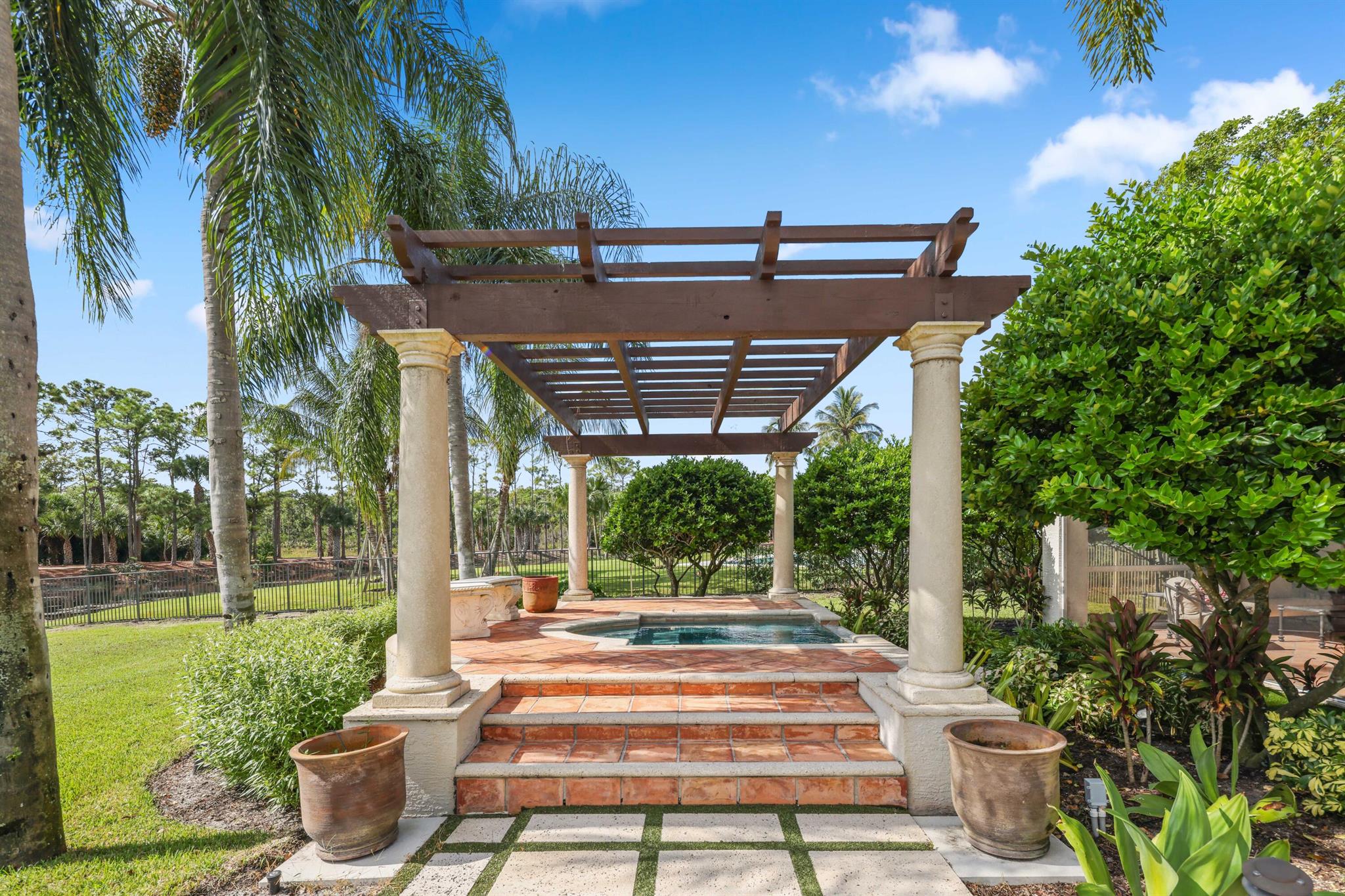 OLD MARSH GOLF CLUB - Residential