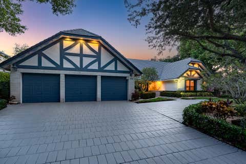 Photo of 1866 Colonial Drive, Coral Springs, FL 33071 (MLS # B26046146)
