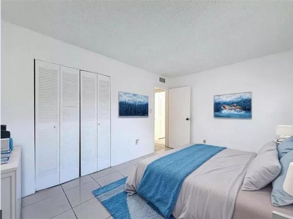Photo of 4304 NW 9th Ave #2-3C, Deerfield Beach, FL 33064 (MLS # F10533447)