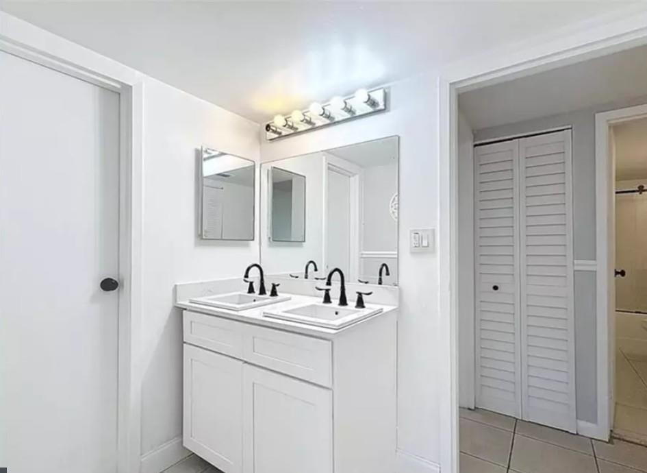 Hertiage Circle - Residential