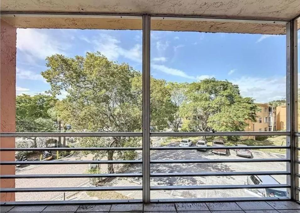 Hertiage Circle - Residential