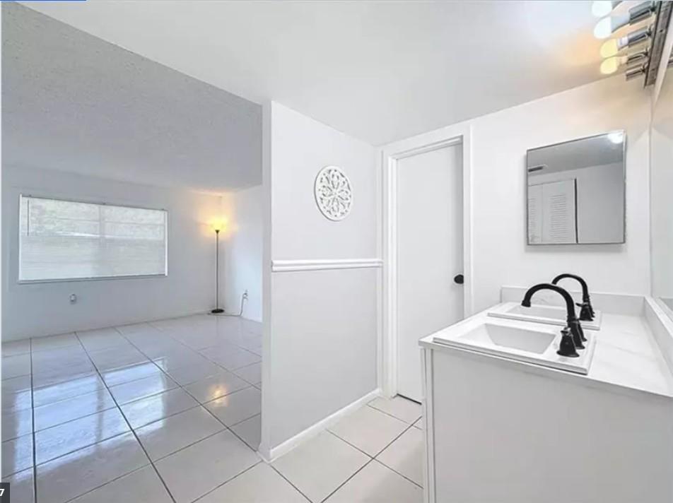 Hertiage Circle - Residential