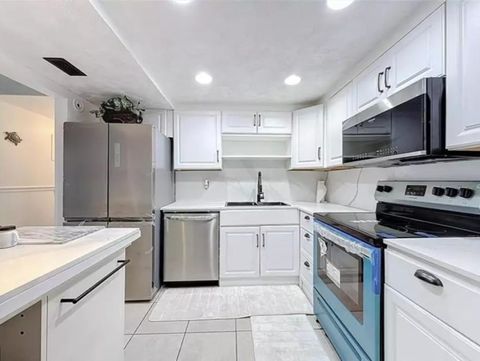 4304 NW 9th Ave 2-3C Deerfield Beach FL 33064