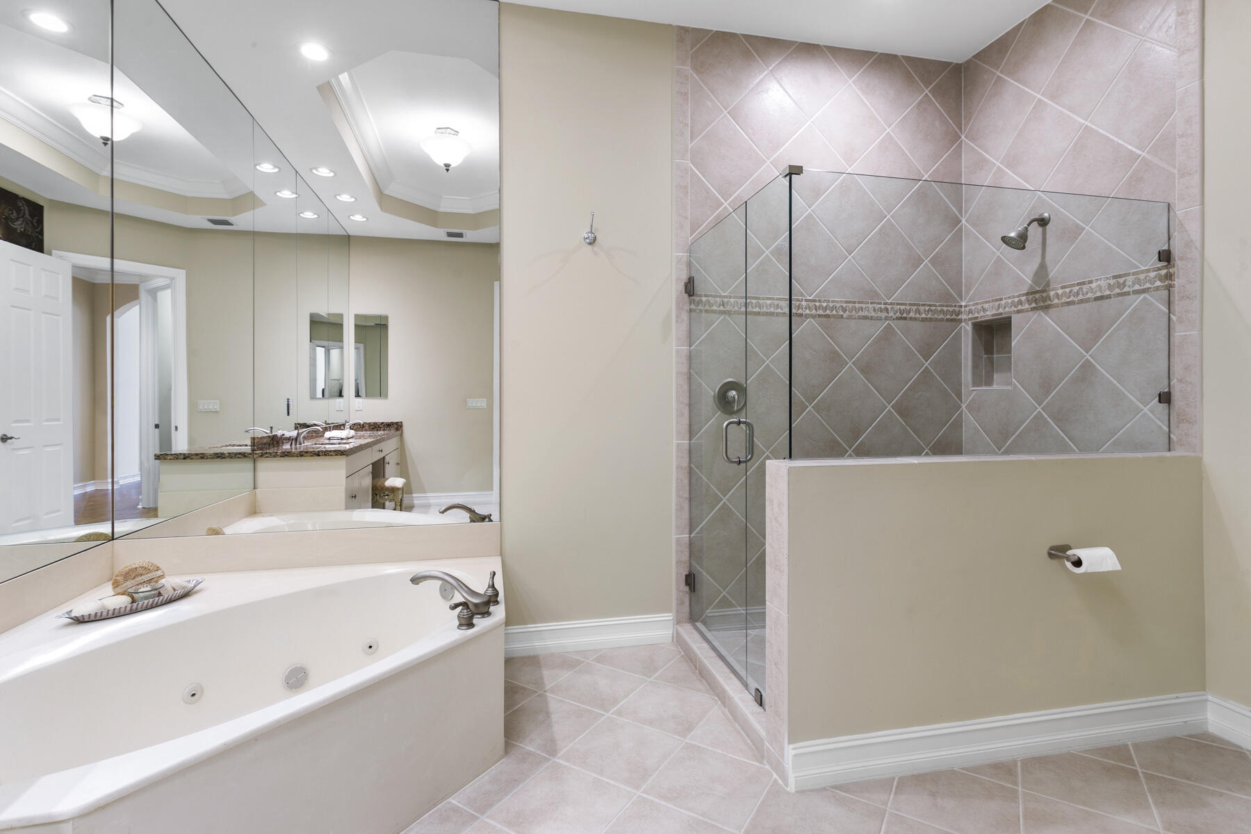 IBIS-ORCHID RESERVE - Residential