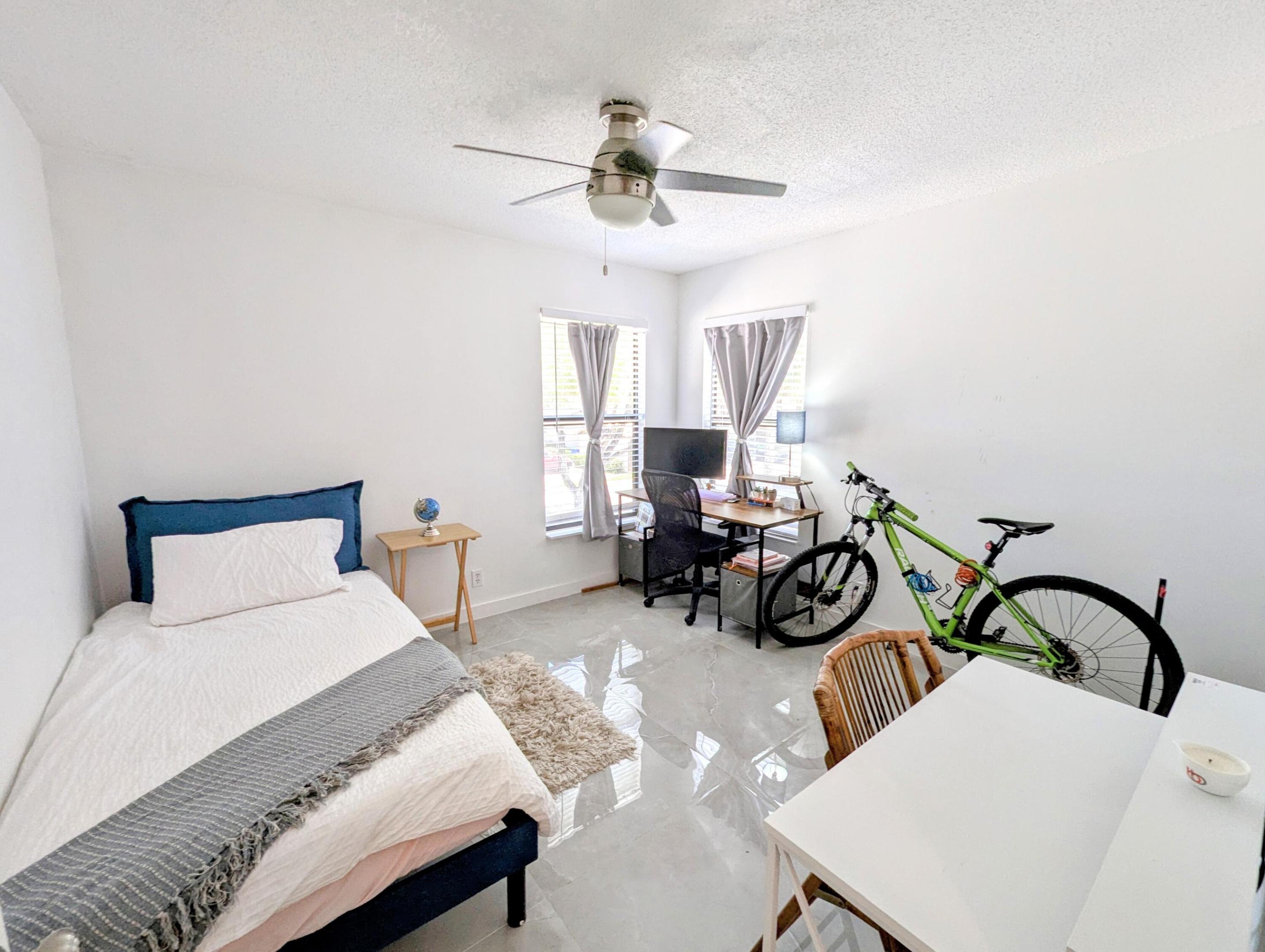 PARK AT WINDWOOD CONDO - Residential Lease