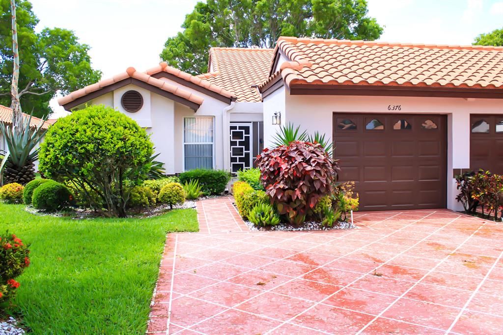 Photo of 6376 S Mill Pointe Circle Cir W #163, Delray Beach, FL 33484 (MLS # R10730964)