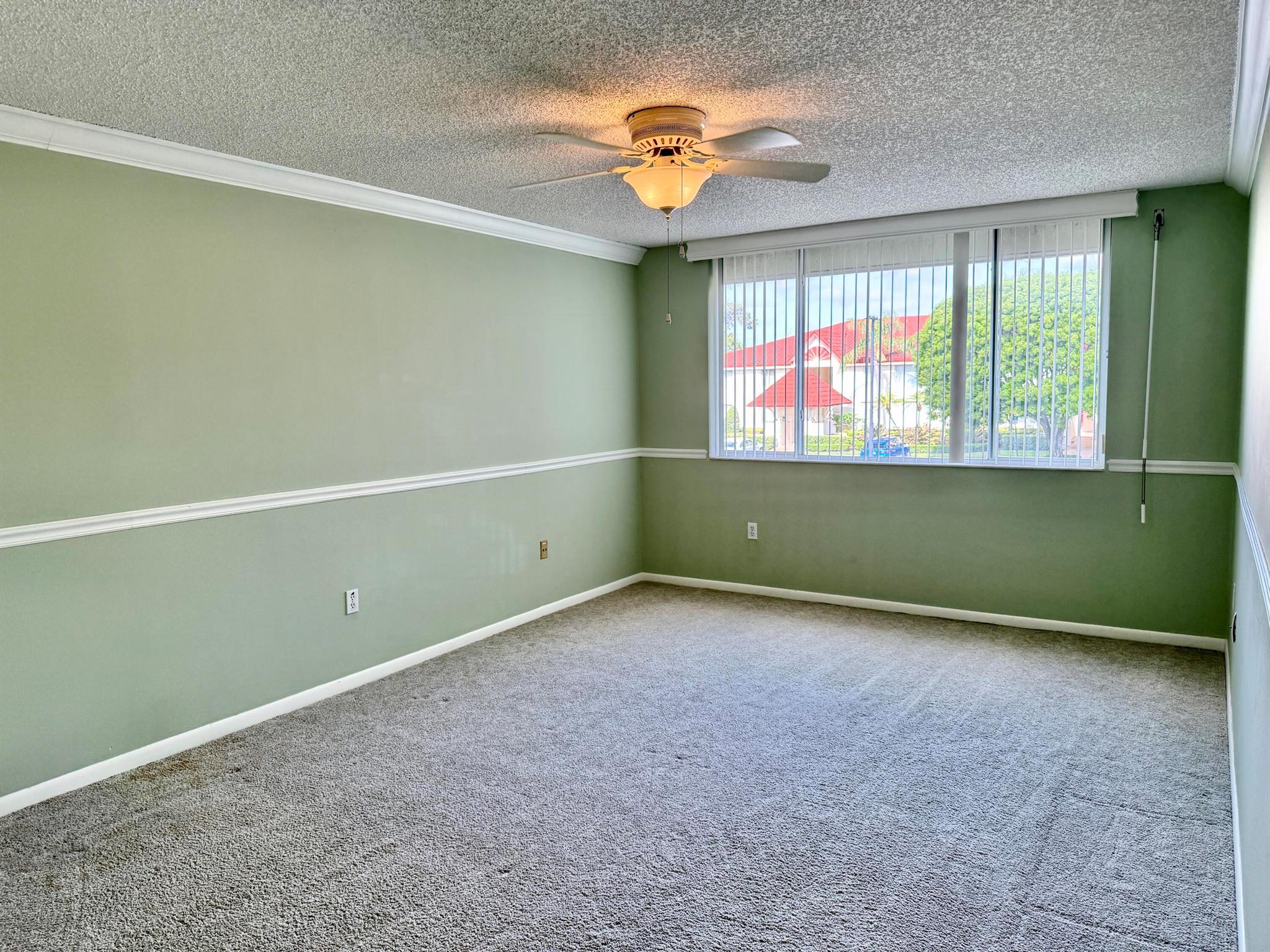 HALF MOON BAY CONDO - Residential Lease