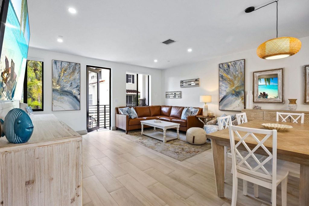 Photo of 428 SE 12th Court #428, Fort Lauderdale, FL 33316 (MLS # F10551565)