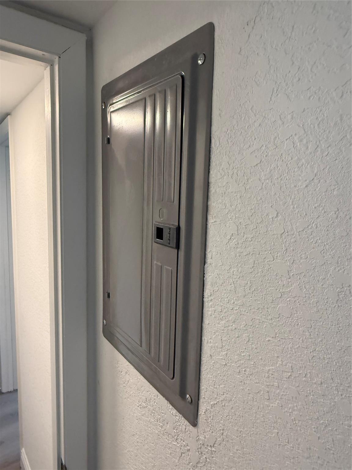SABAL PALM VILLAVE - Residential