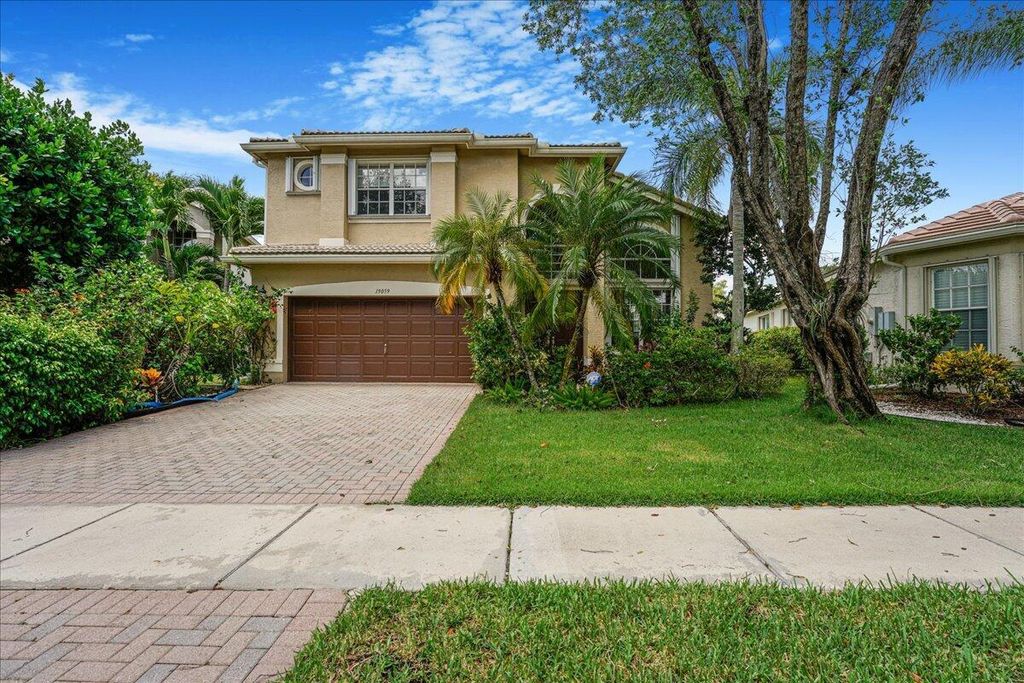 Photo of 19059 Skyridge Circle, Boca Raton, FL 33498 (MLS # R11144388)
