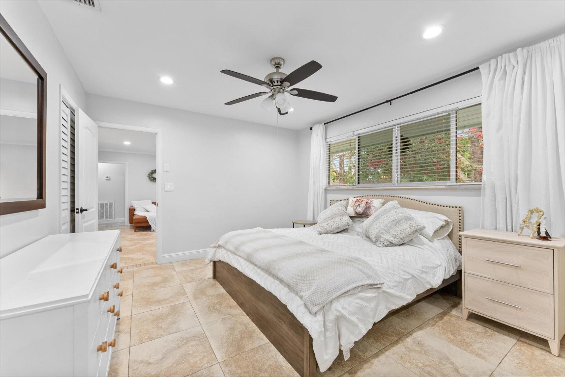 Country Club Village Sec - Residential