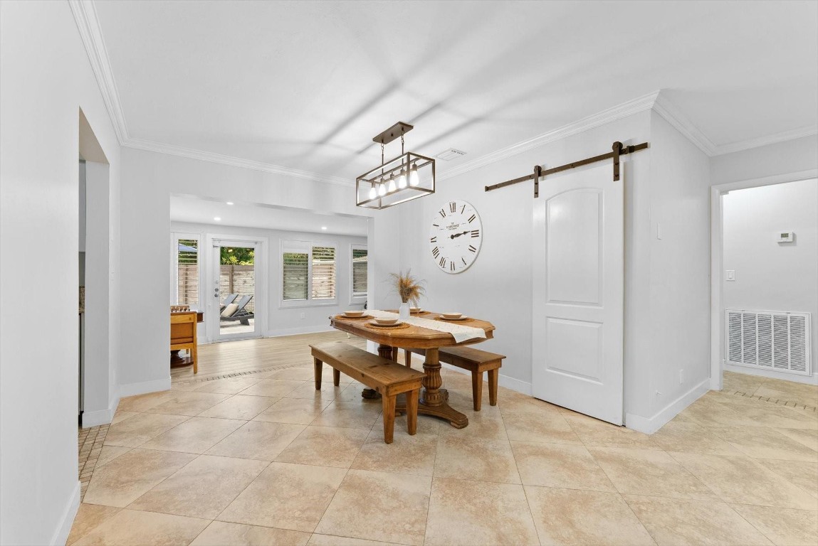 Country Club Village Sec - Residential