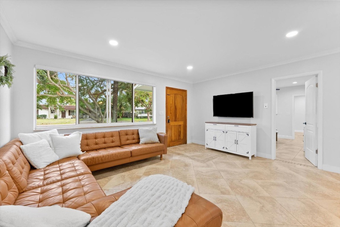 Country Club Village Sec - Residential