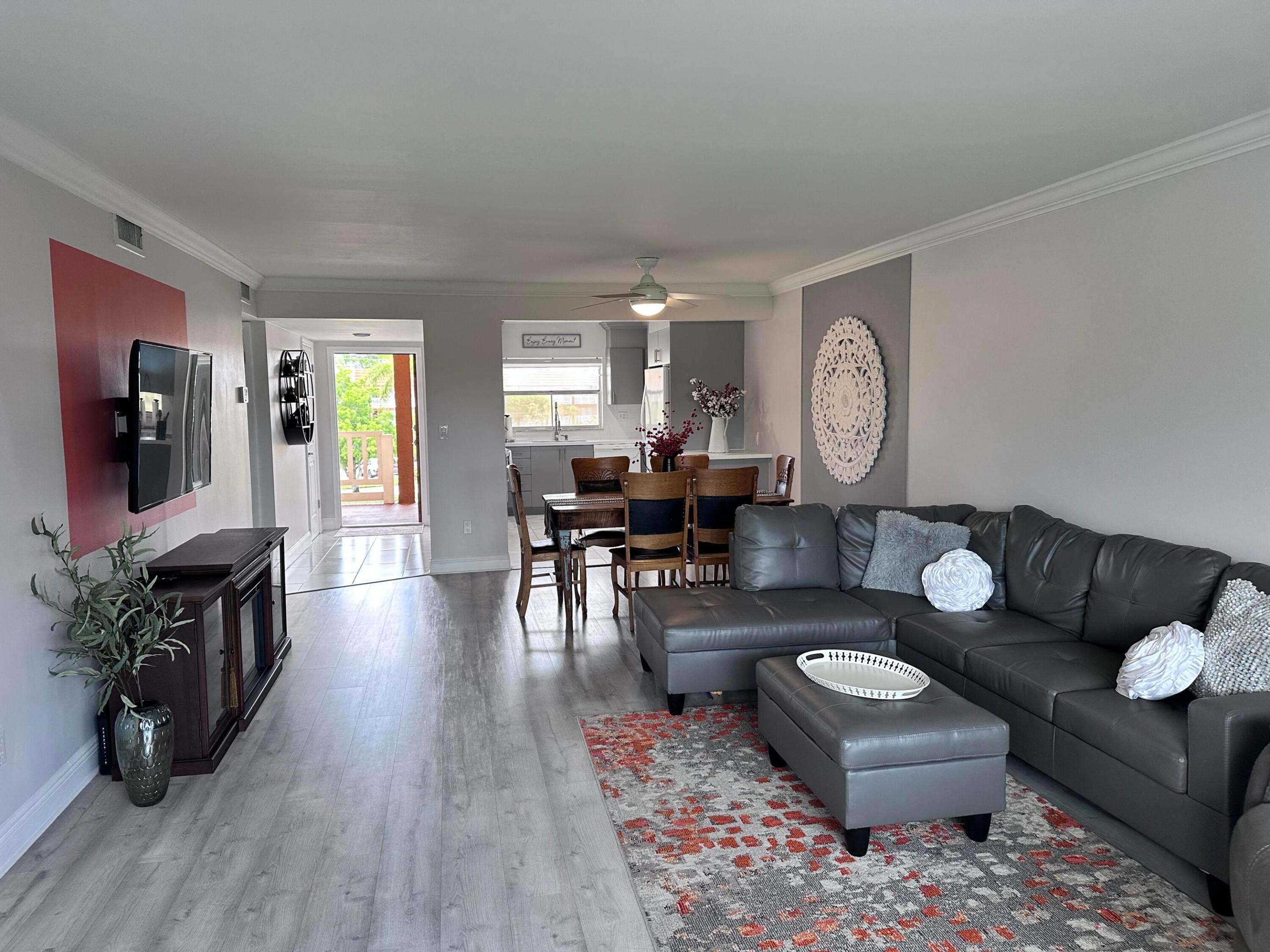 9300 Sunrise Lakes Boulevard 309