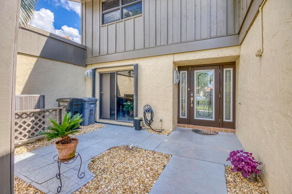 Photo of 11135 Oakdale Road, Boynton Beach, FL 33437 (MLS # R11133692)