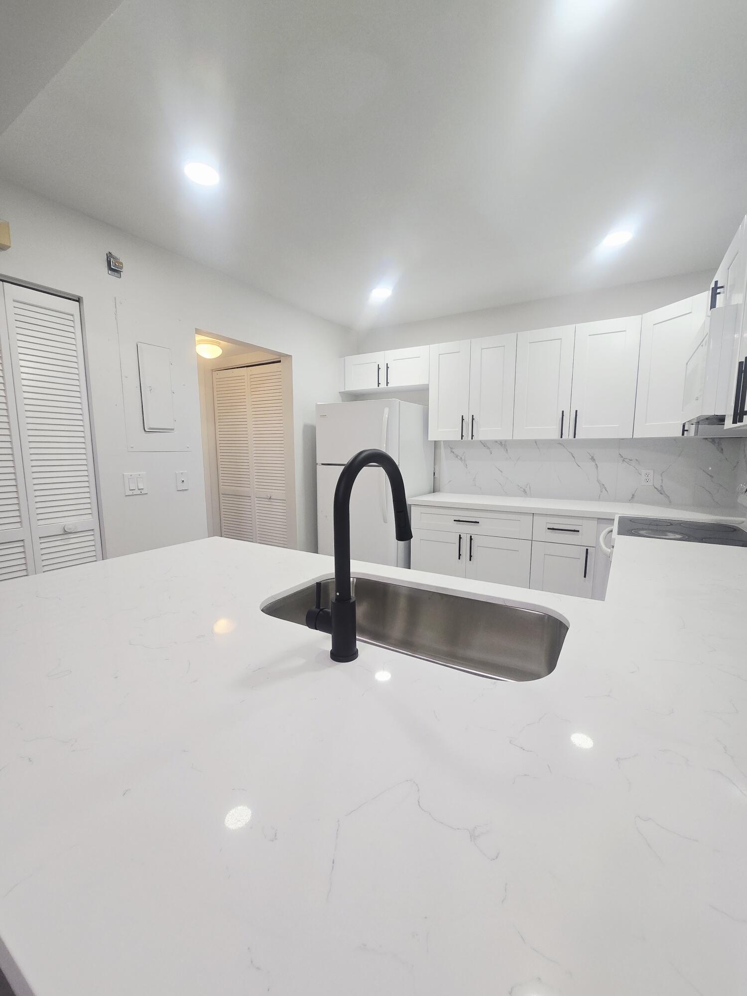 LAKE COLONY PH 3 - Residential