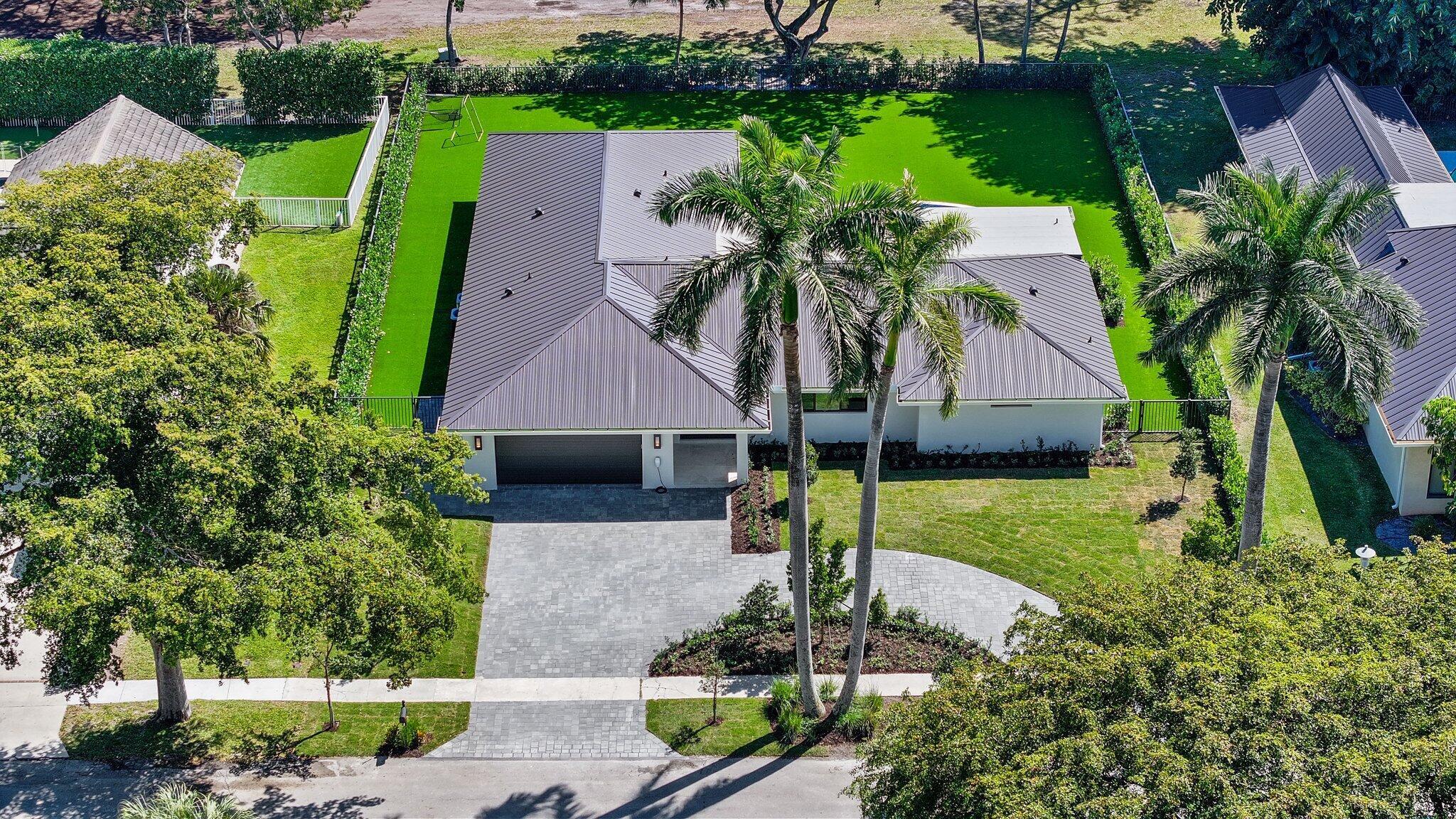 1976 NW 29th Road