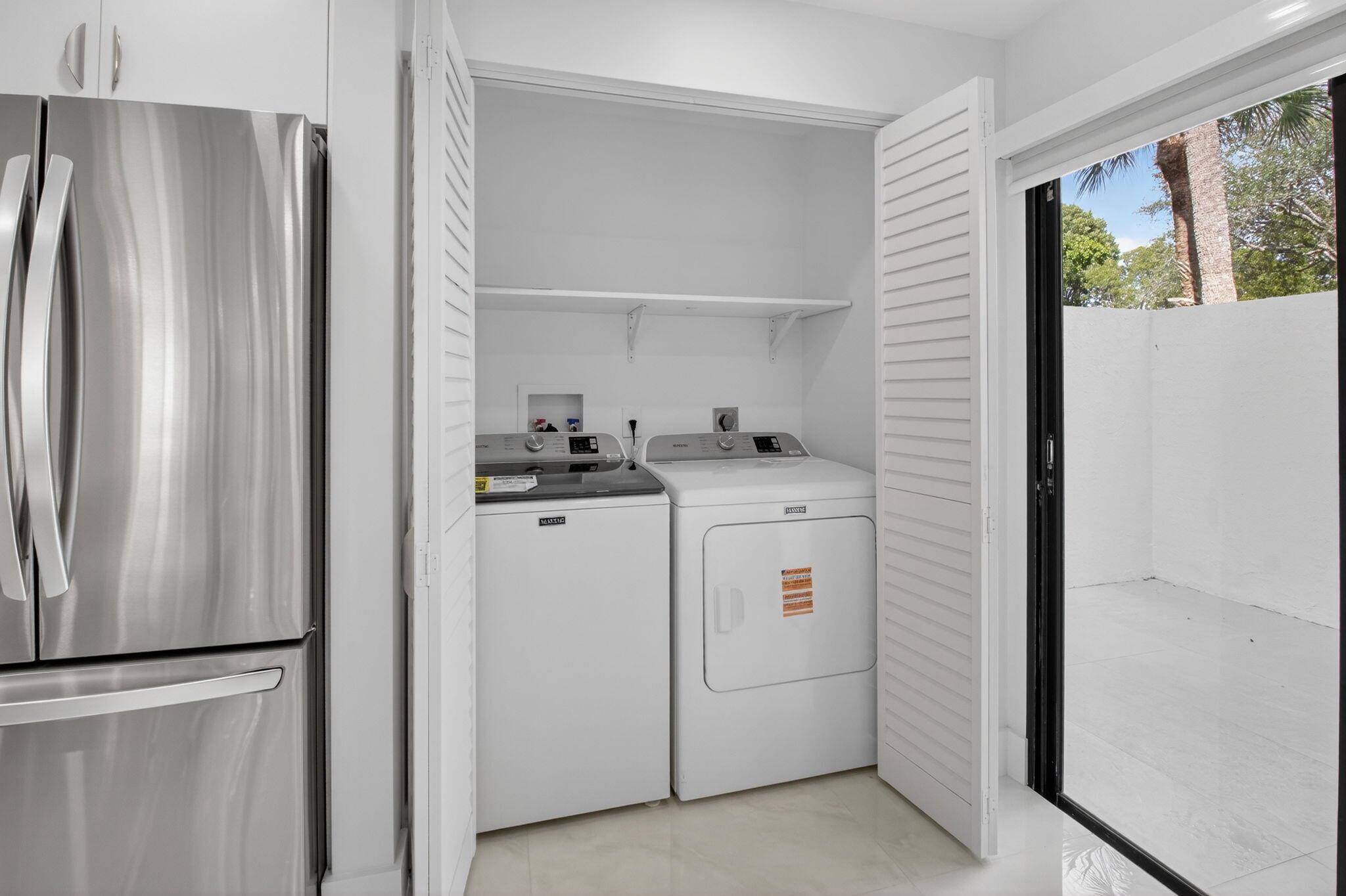 GLENEAGLES CONDO V - Residential