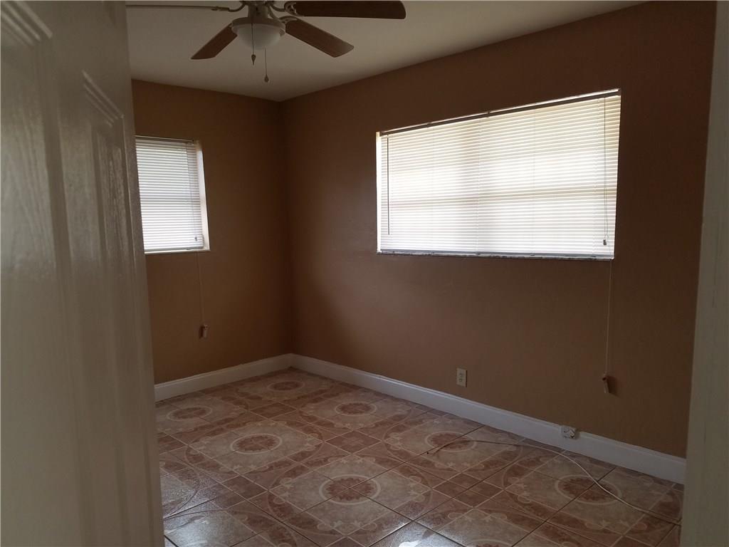 Lauderdale Golf Estates 3 - Residential Lease