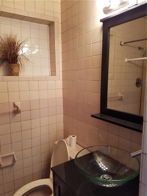 Lauderdale Golf Estates 3 - Residential Lease