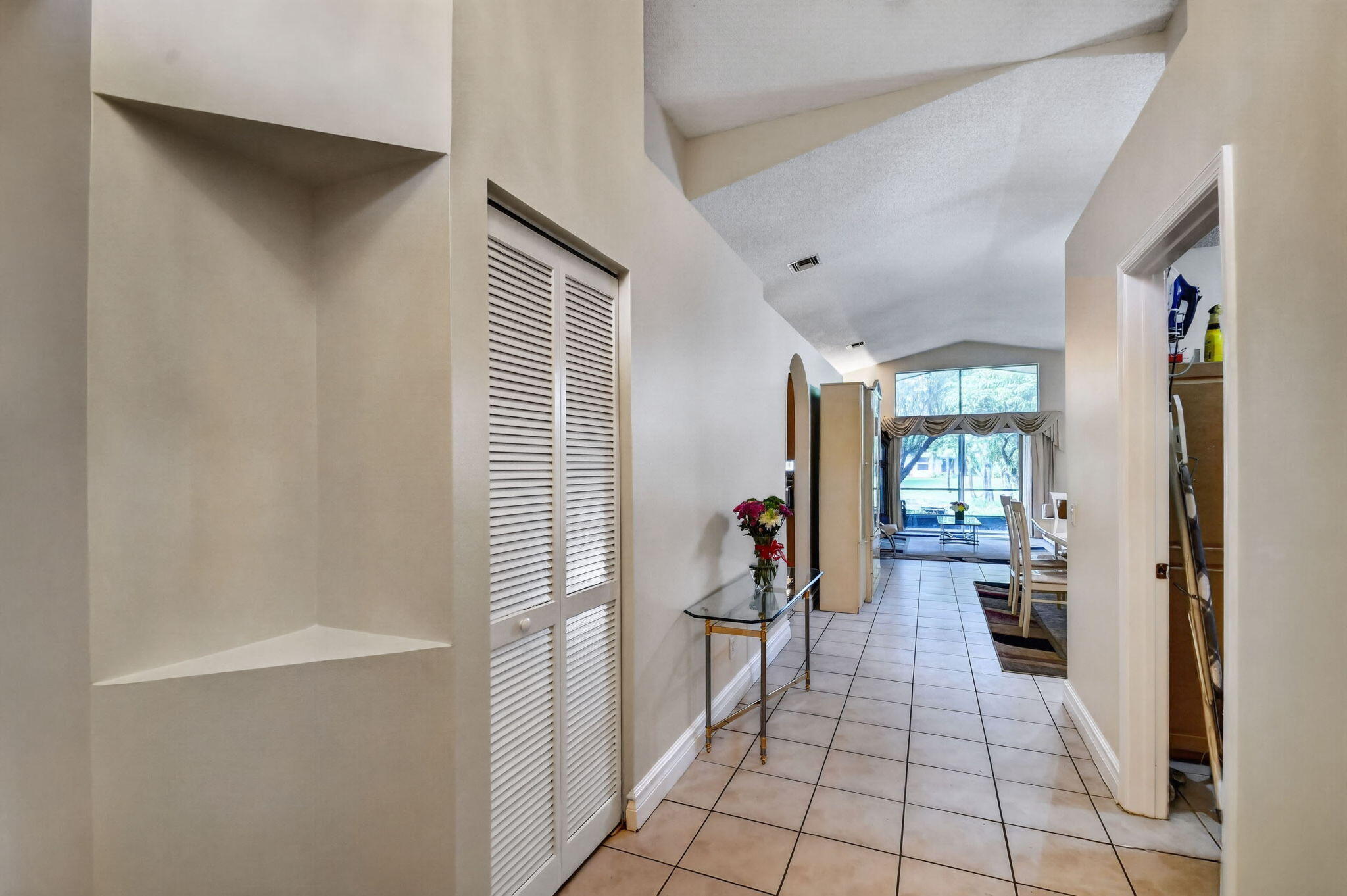 8240 White Rock Circle