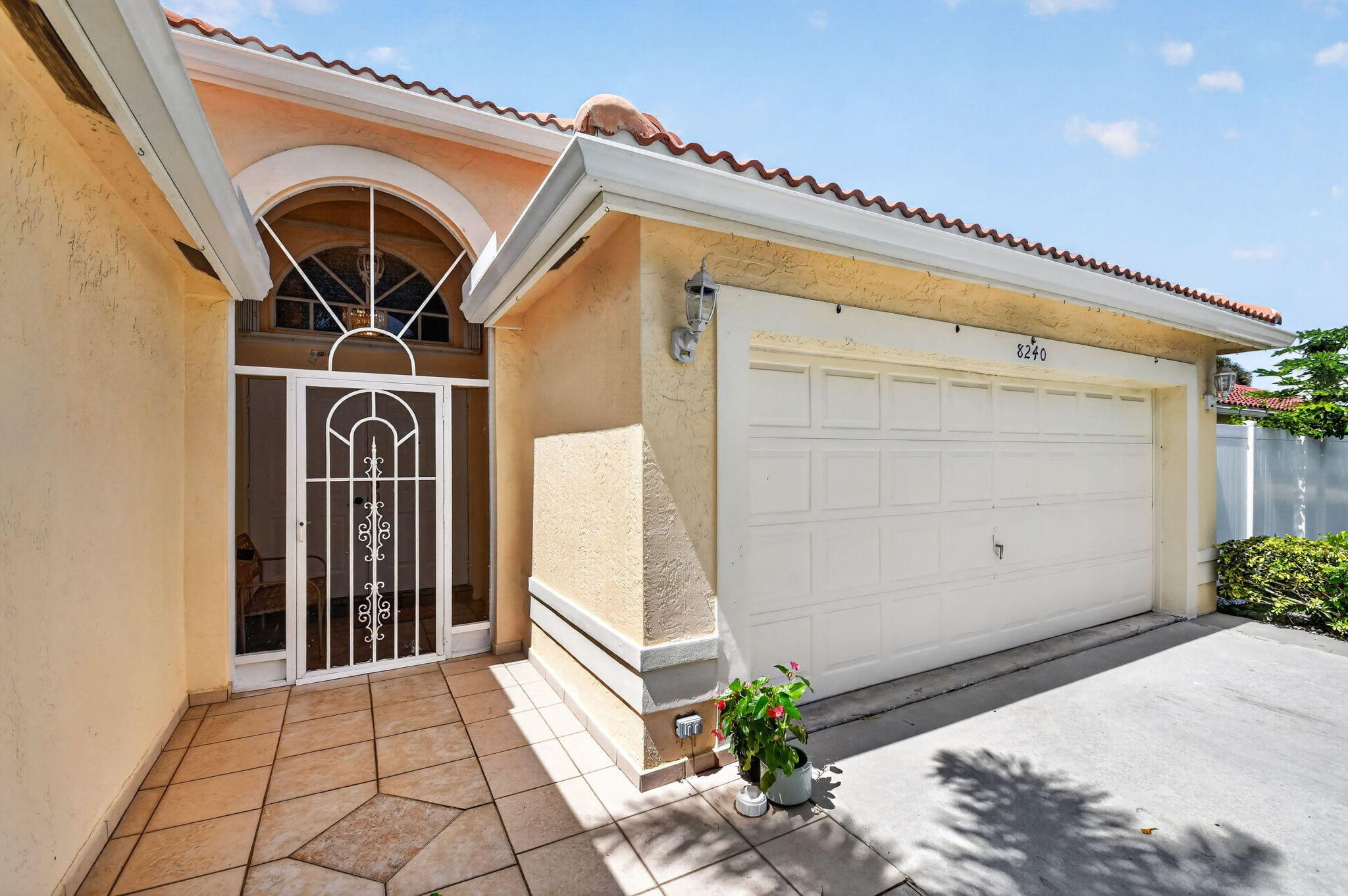 8240 White Rock Circle