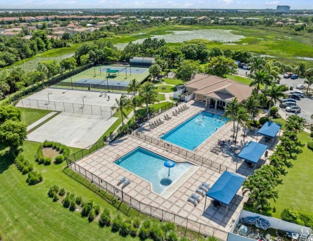 NEWPORT ISLES - Residential