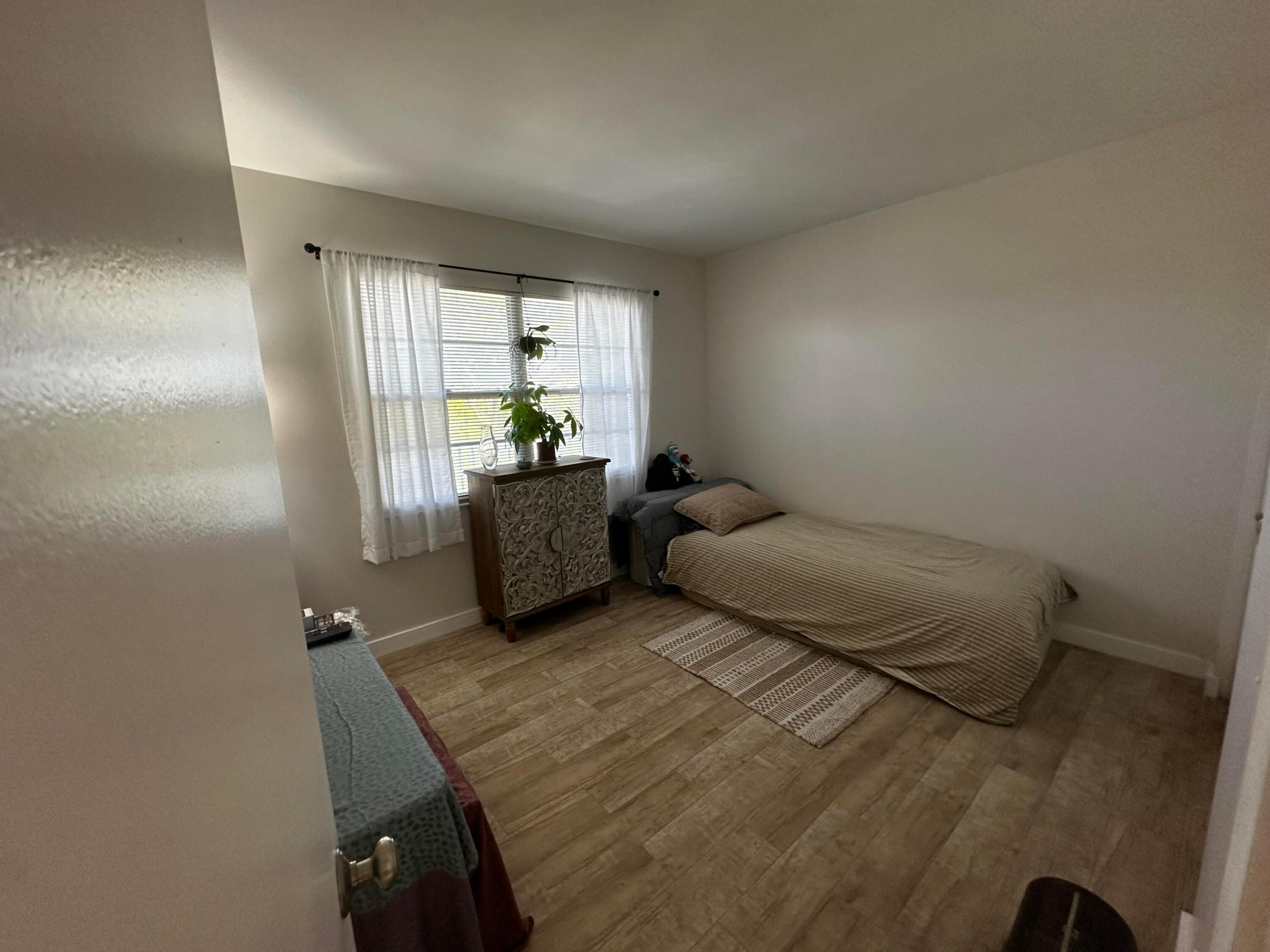 IVANHOE WEST AT CENTURY VILLAGE - Residential