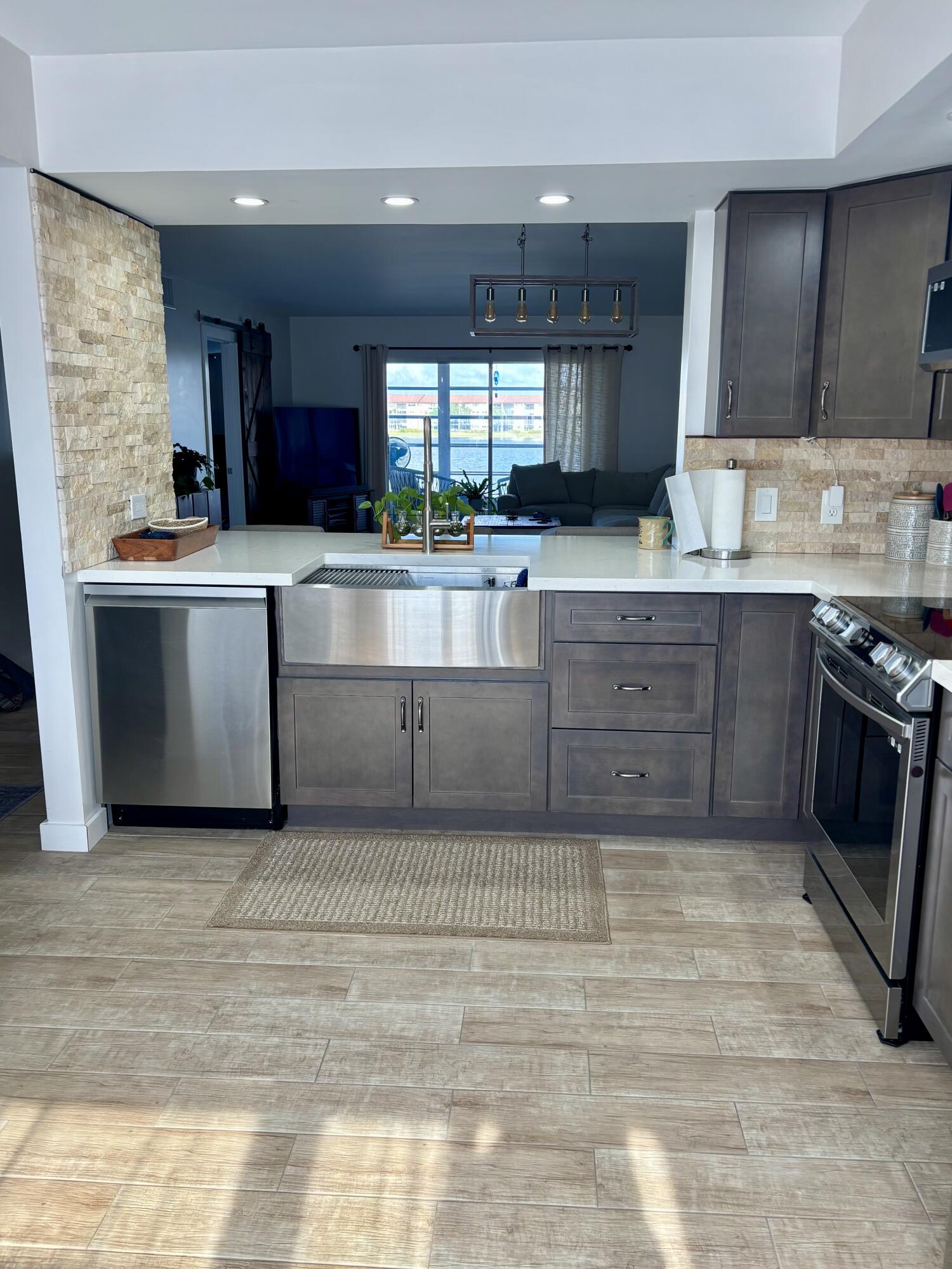 IVANHOE WEST AT CENTURY VILLAGE - Residential