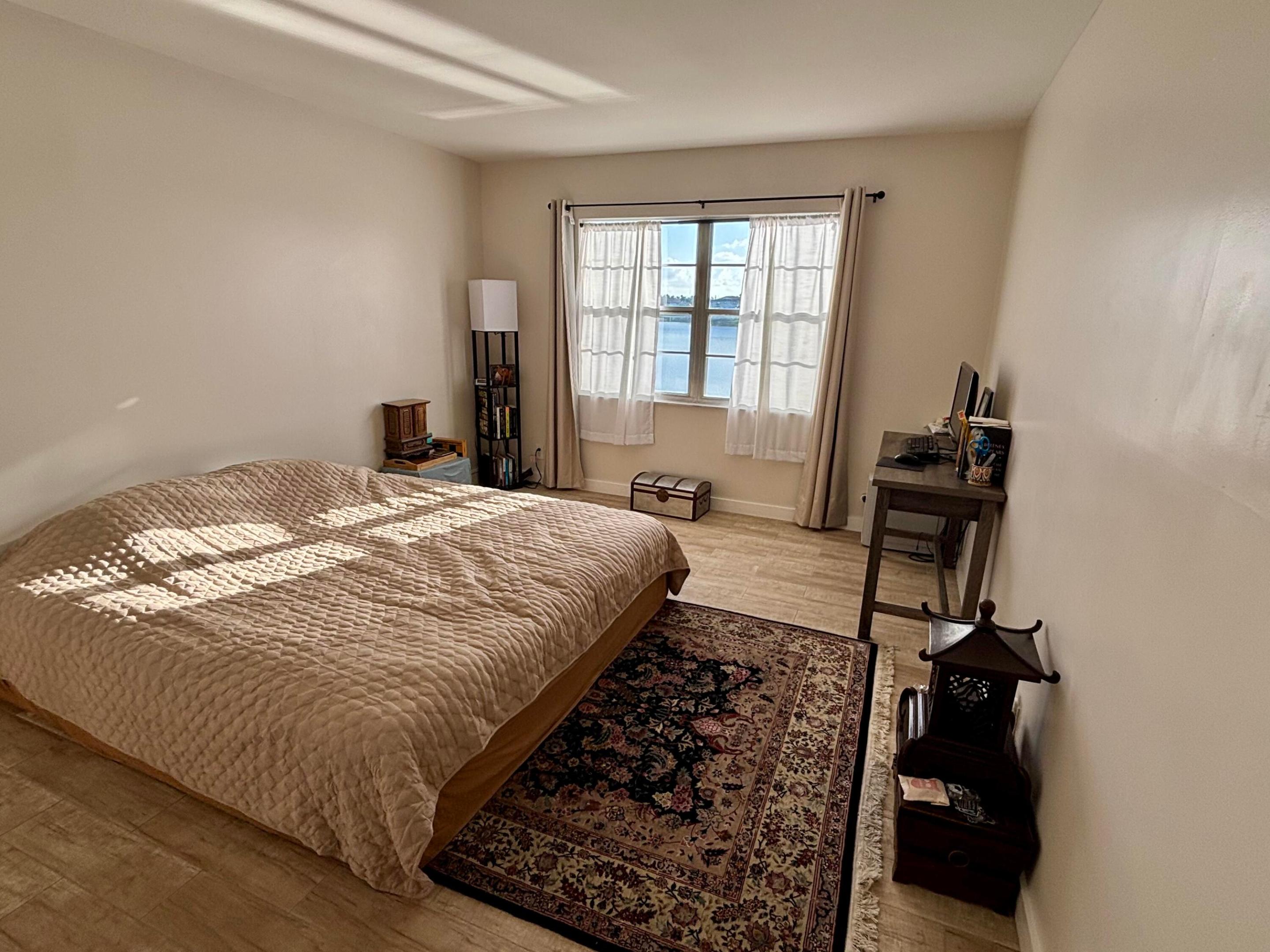 IVANHOE WEST AT CENTURY VILLAGE - Residential