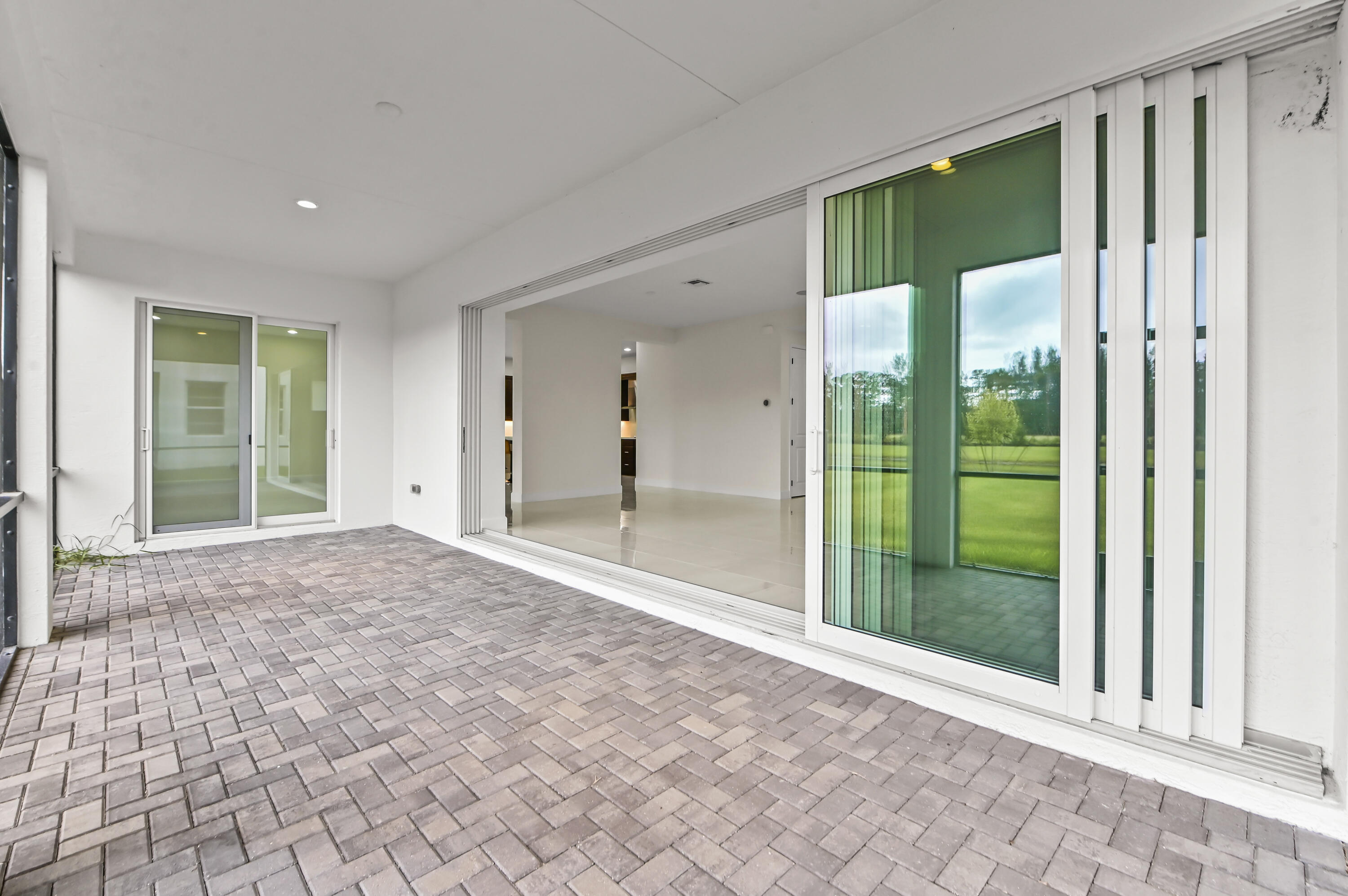 WOODLANDS OF WESTLAKE - Residential
