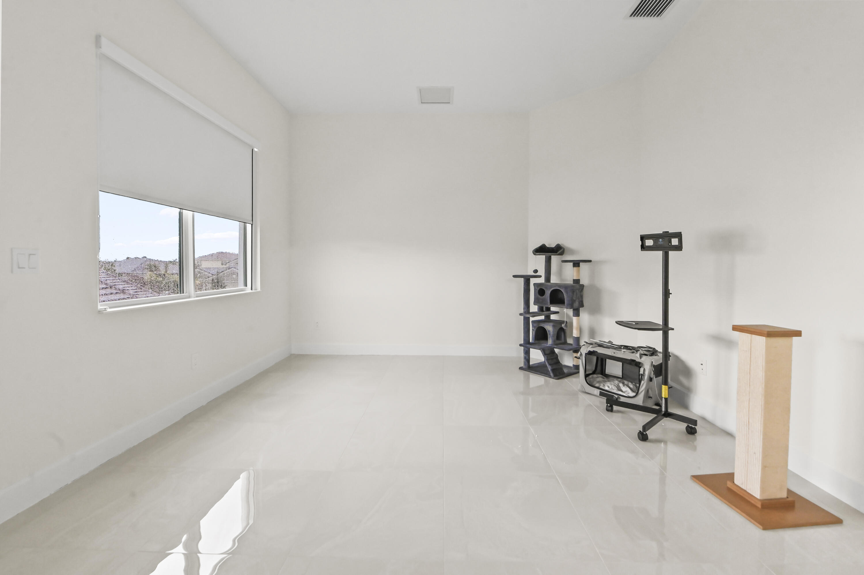 WOODLANDS OF WESTLAKE - Residential