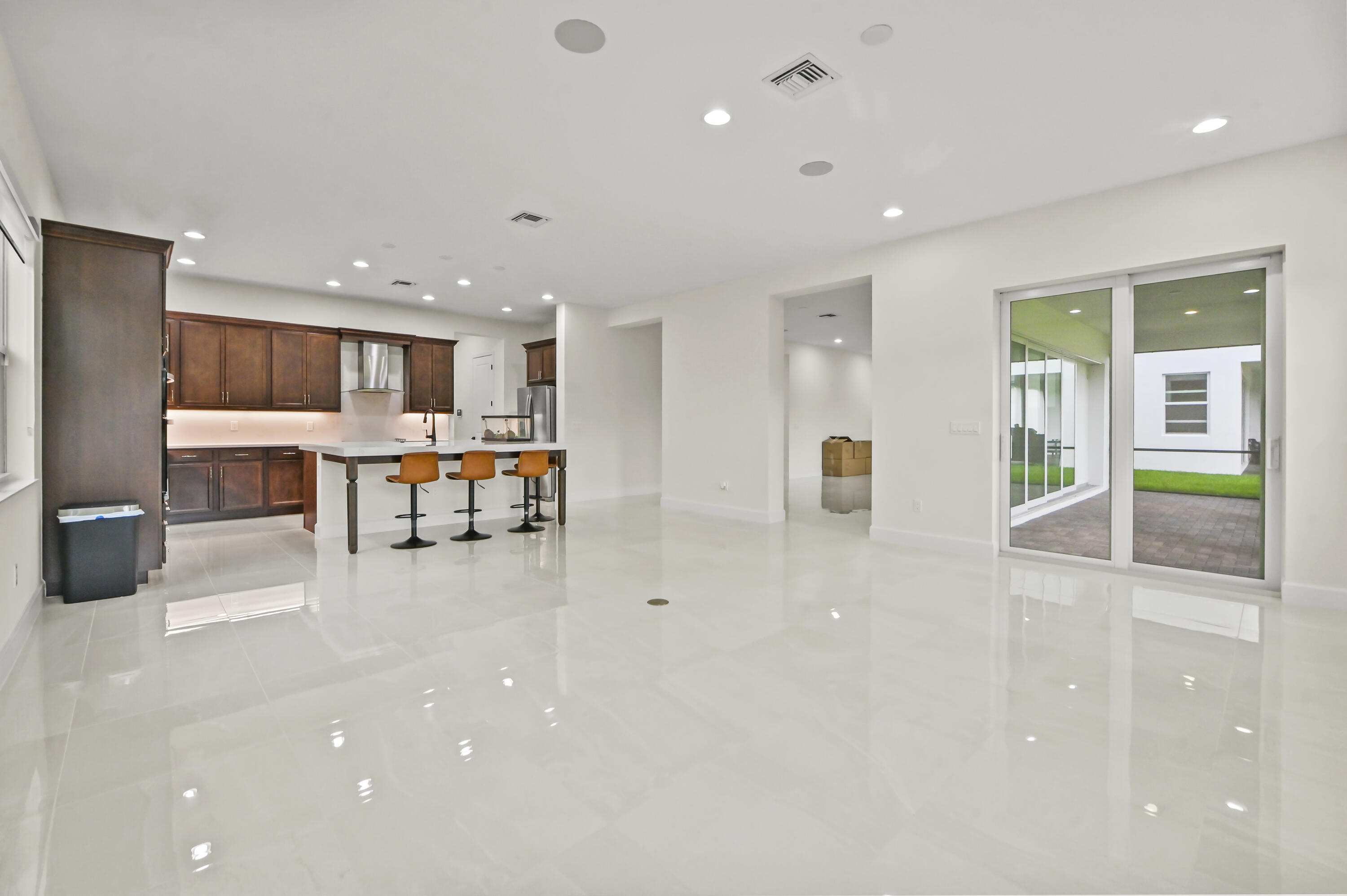 WOODLANDS OF WESTLAKE - Residential