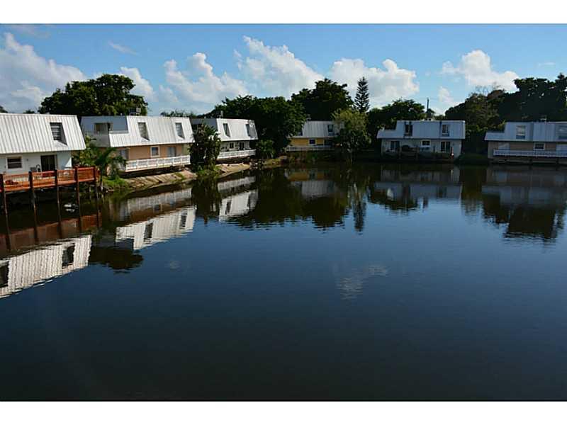 KIMBERLY LAKE VILLAS - Residential