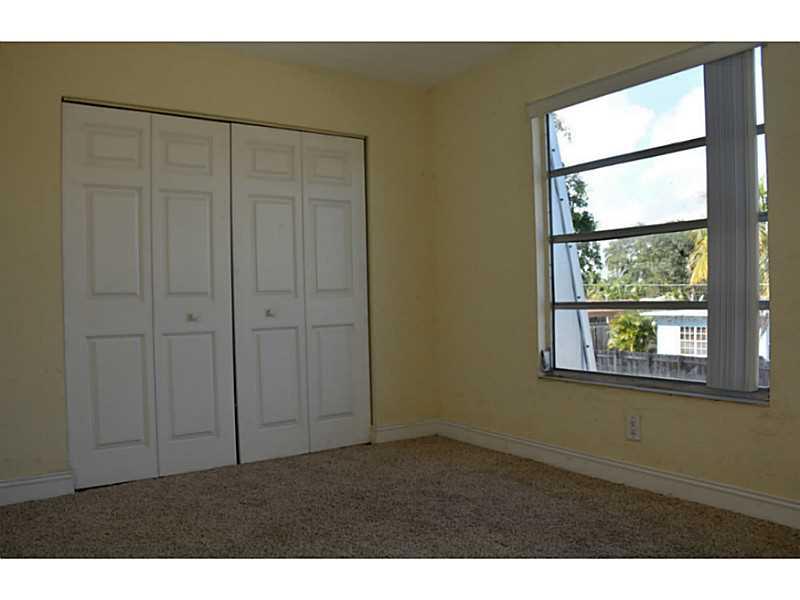 KIMBERLY LAKE VILLAS - Residential