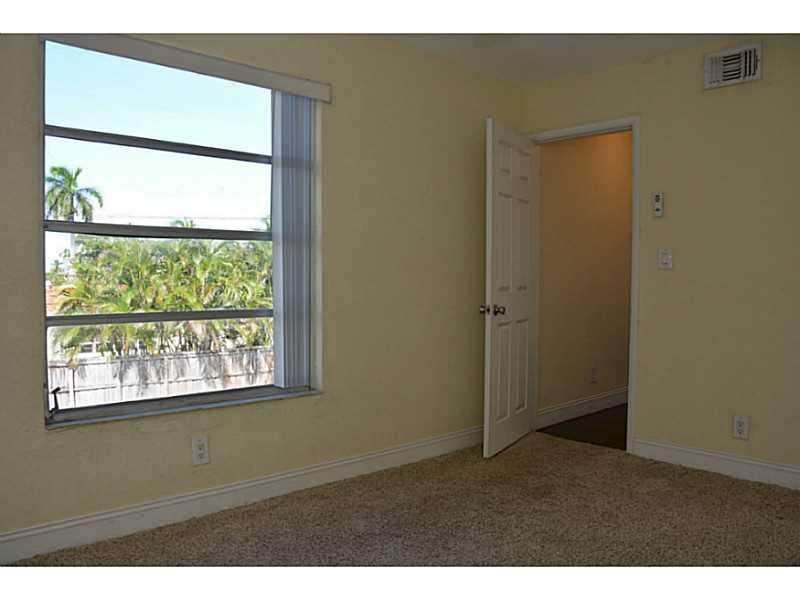 KIMBERLY LAKE VILLAS - Residential