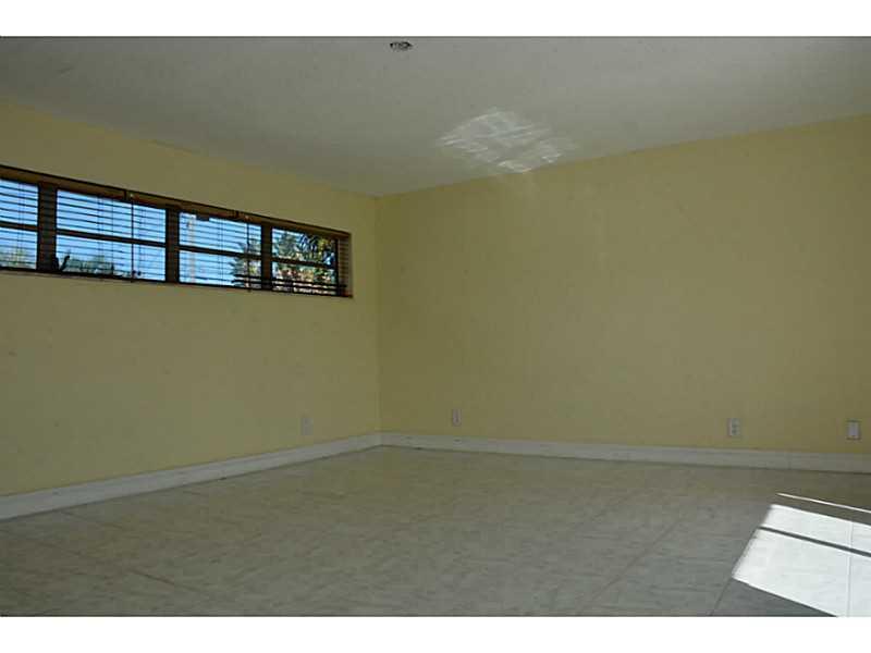 KIMBERLY LAKE VILLAS - Residential