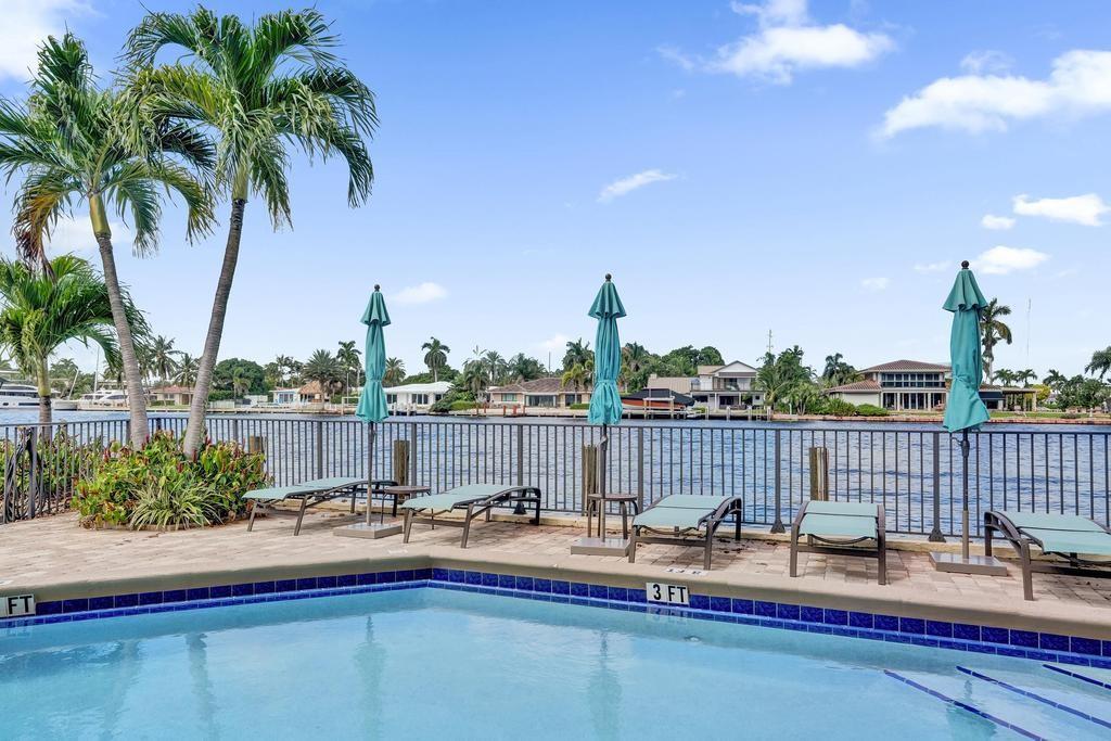 501 N Riverside Dr 203