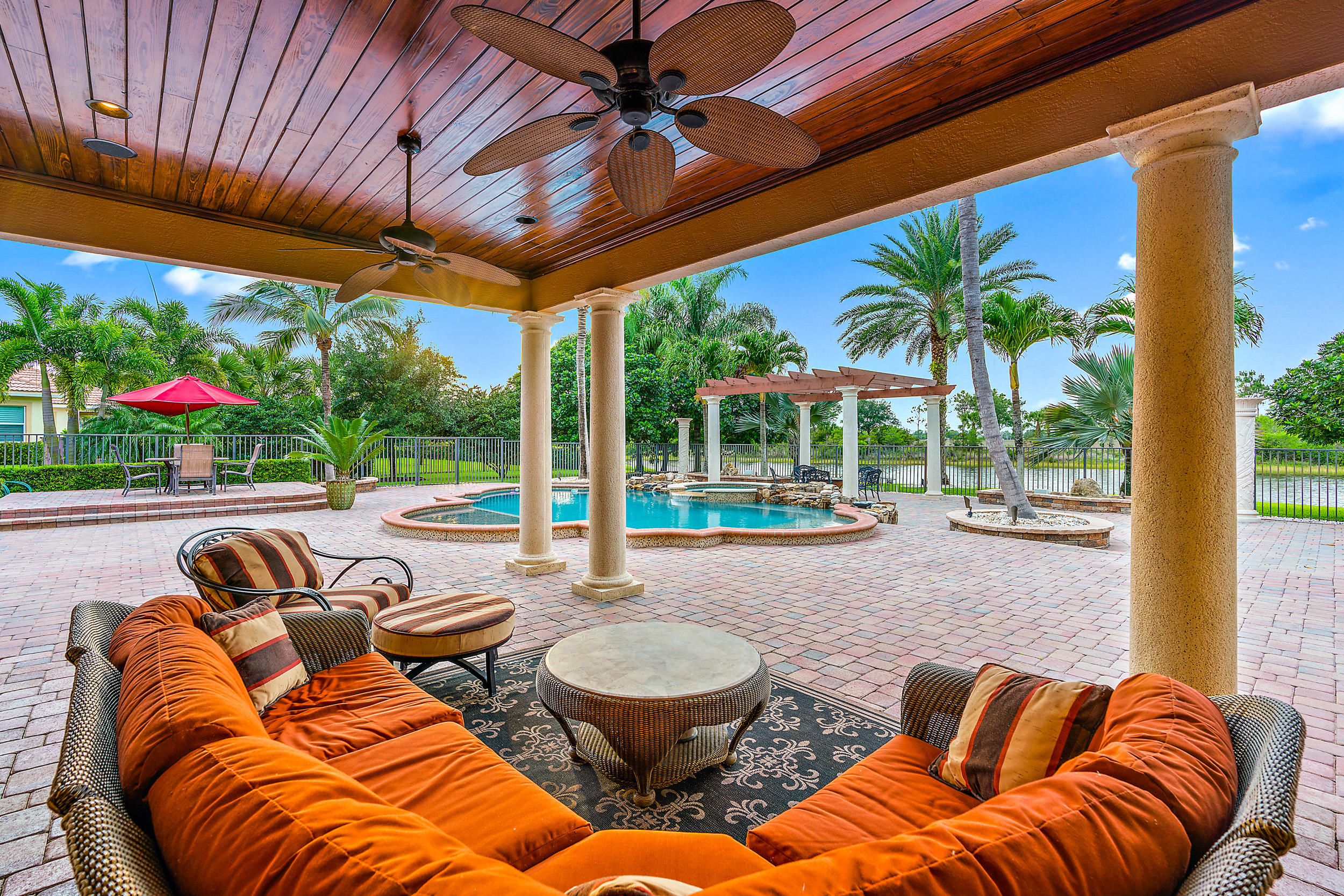 TRES BELLE - Residential