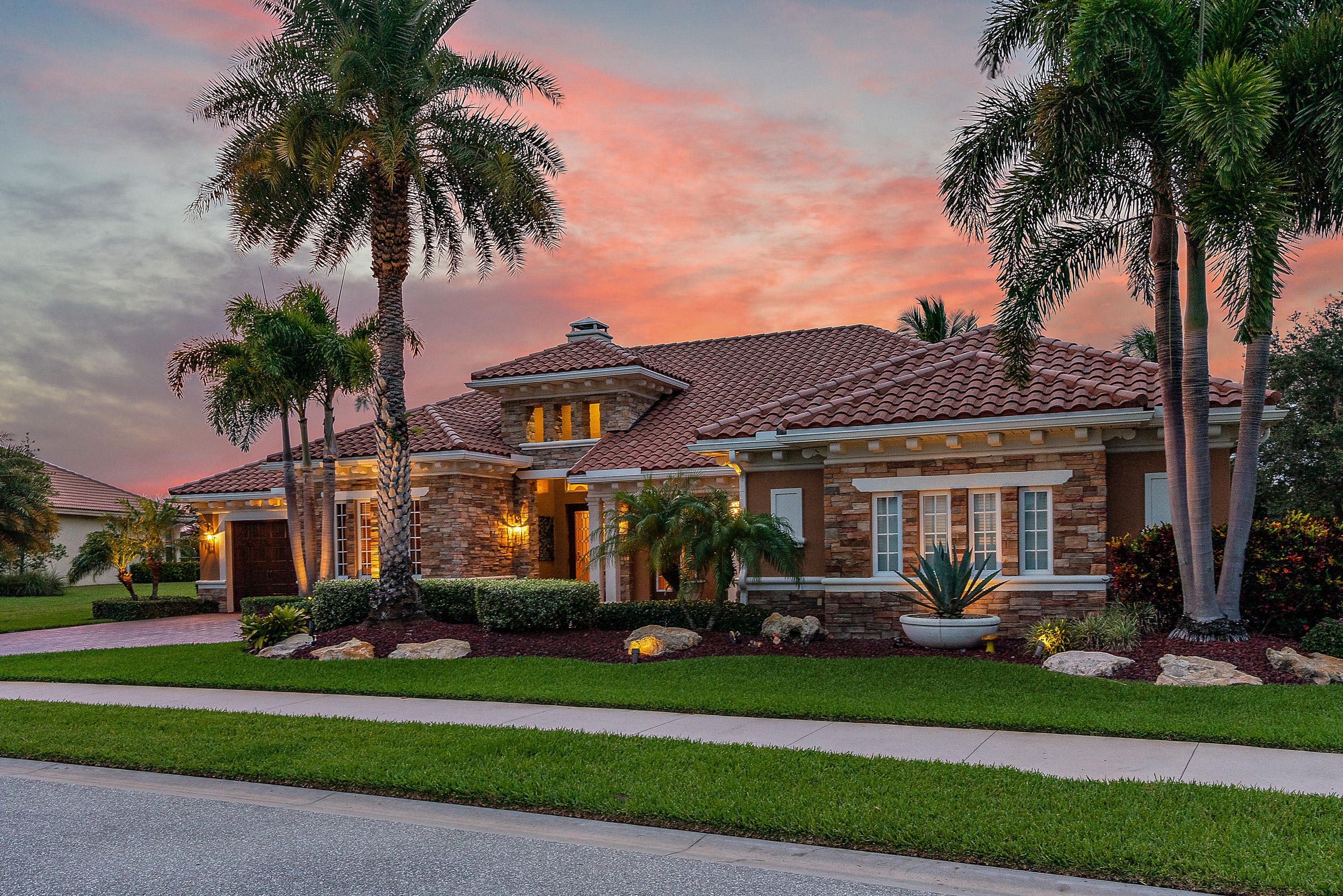 TRES BELLE - Residential