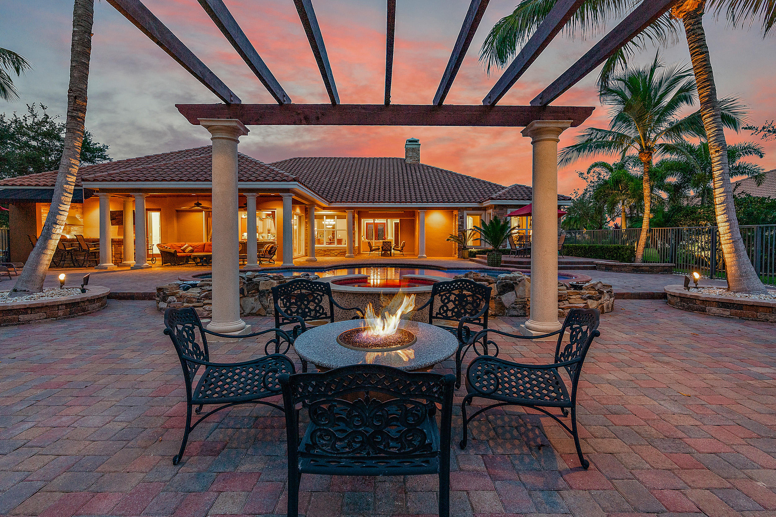 TRES BELLE - Residential