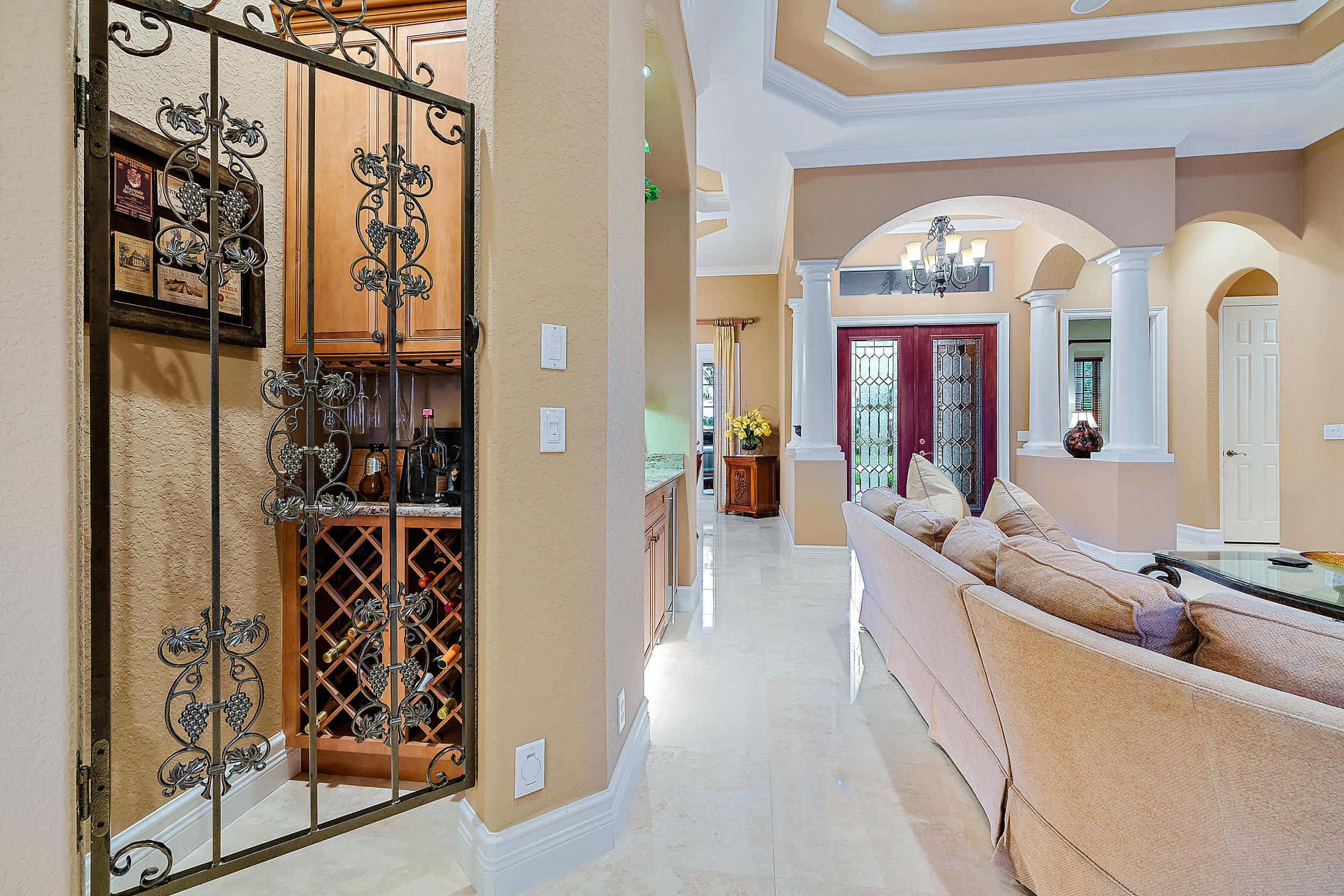 TRES BELLE - Residential