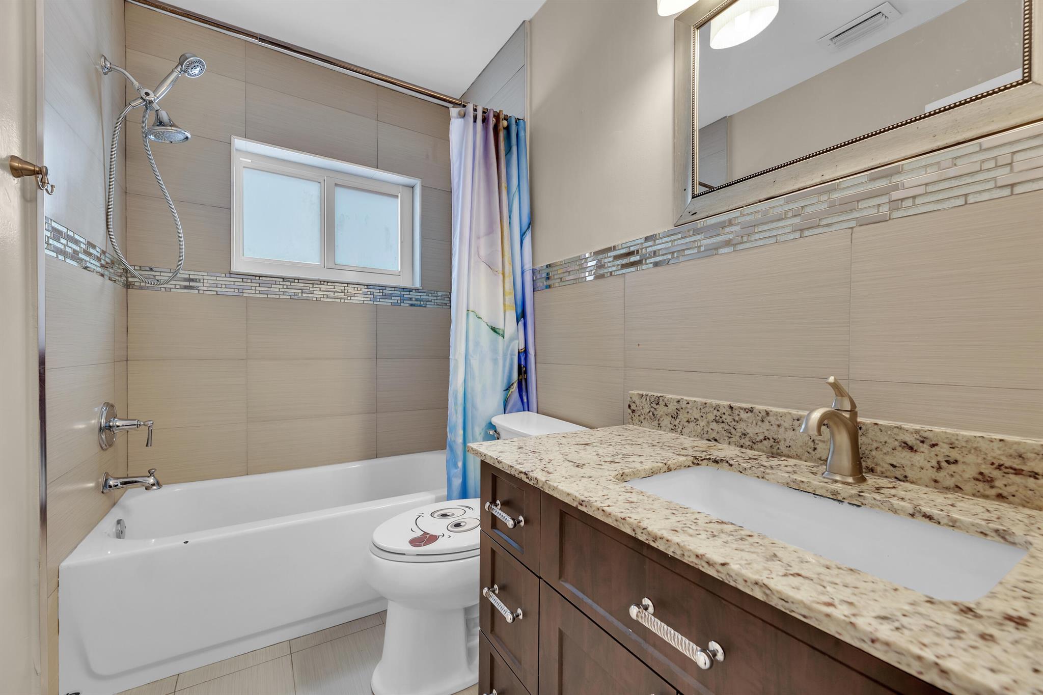 PEMBROKE LAKES SOUTH - Residential