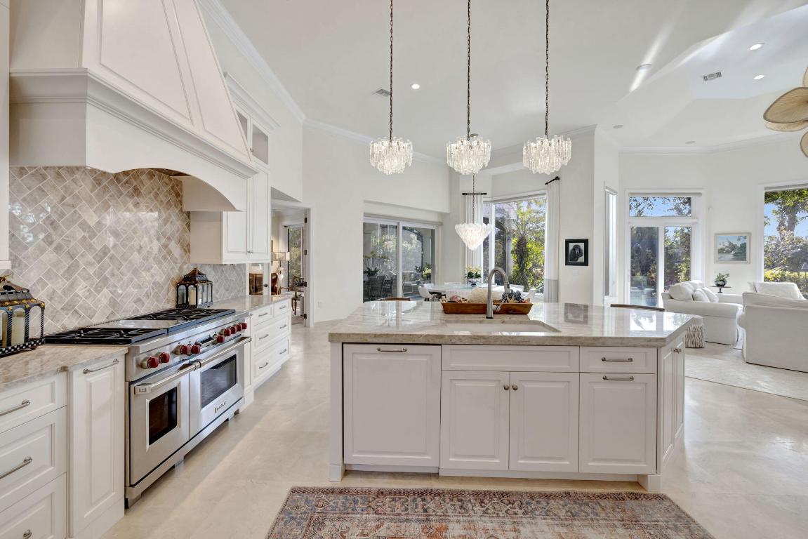 Stuart, Florida, 34996, United States, 5 Bedrooms Bedrooms, ,7 BathroomsBathrooms,Residential,Active,1943711